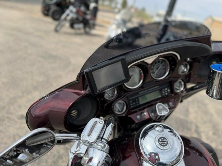 2013 Harley-Davidson CVO™ Ultra Classic® Electra Glide®