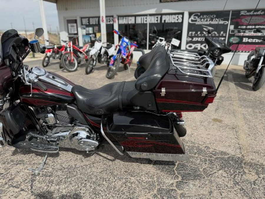 2013 Harley-Davidson CVO™ Ultra Classic® Electra Glide®