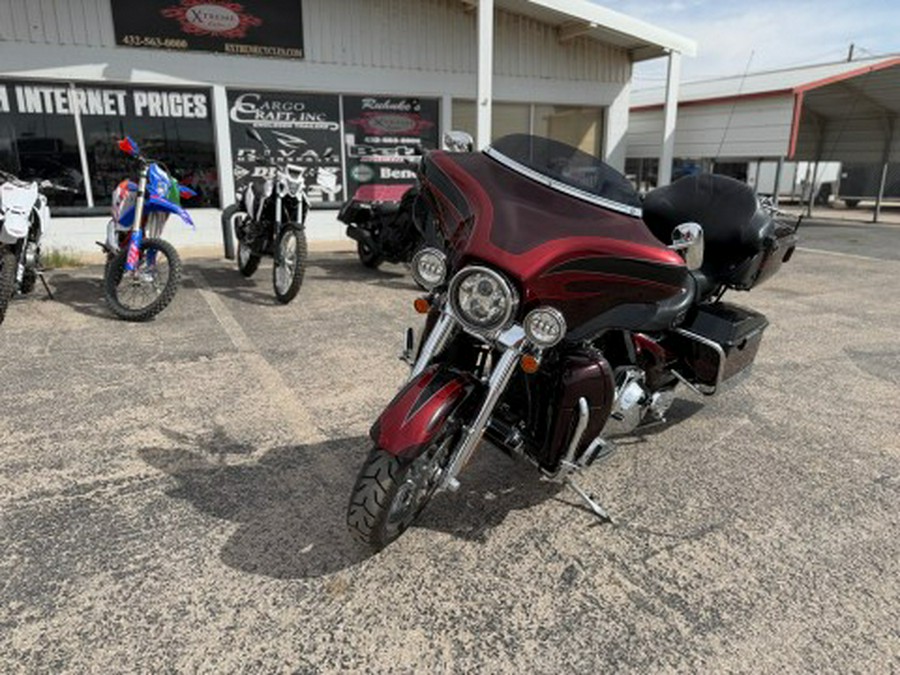 2013 Harley-Davidson CVO™ Ultra Classic® Electra Glide®