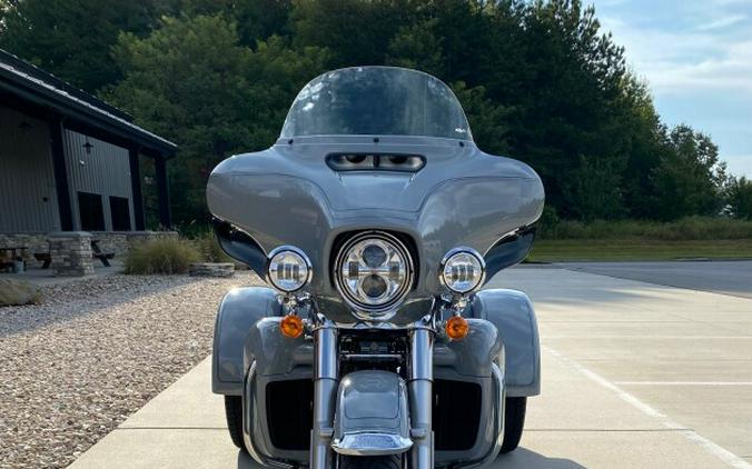 2024 Harley-Davidson Tri Glide Ultra Billiard Gray