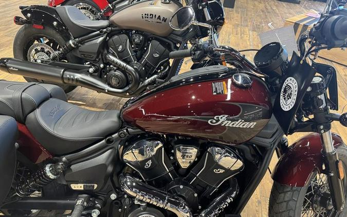 2025 Indian Super Scout Maroon Metallic With Graphics
