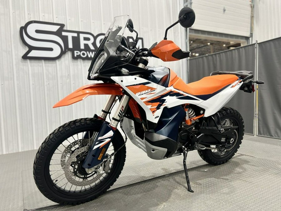 2025 KTM 890 Adventure R 890 R