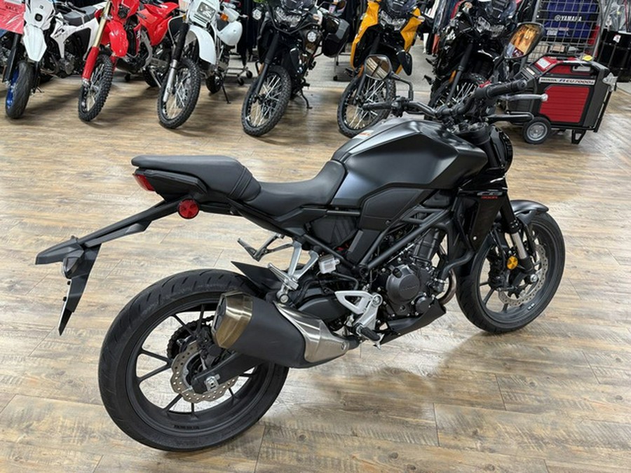 2025 Honda CB300R