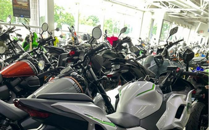 2024 Kawasaki Ninja 7 Hybrid ABS