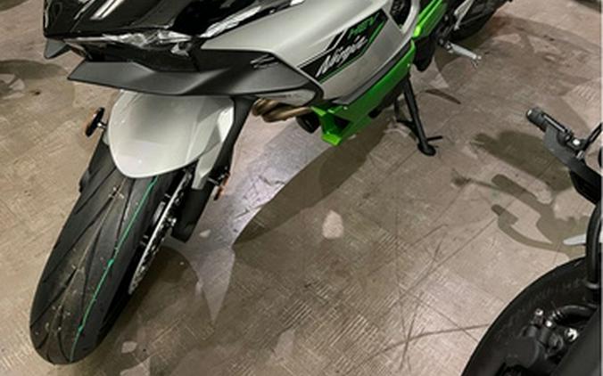 2024 Kawasaki Ninja 7 Hybrid ABS