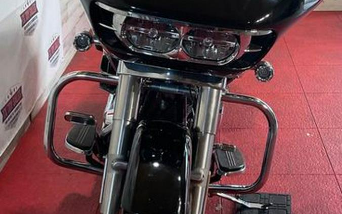 2015 Harley-Davidson Road Glide Base