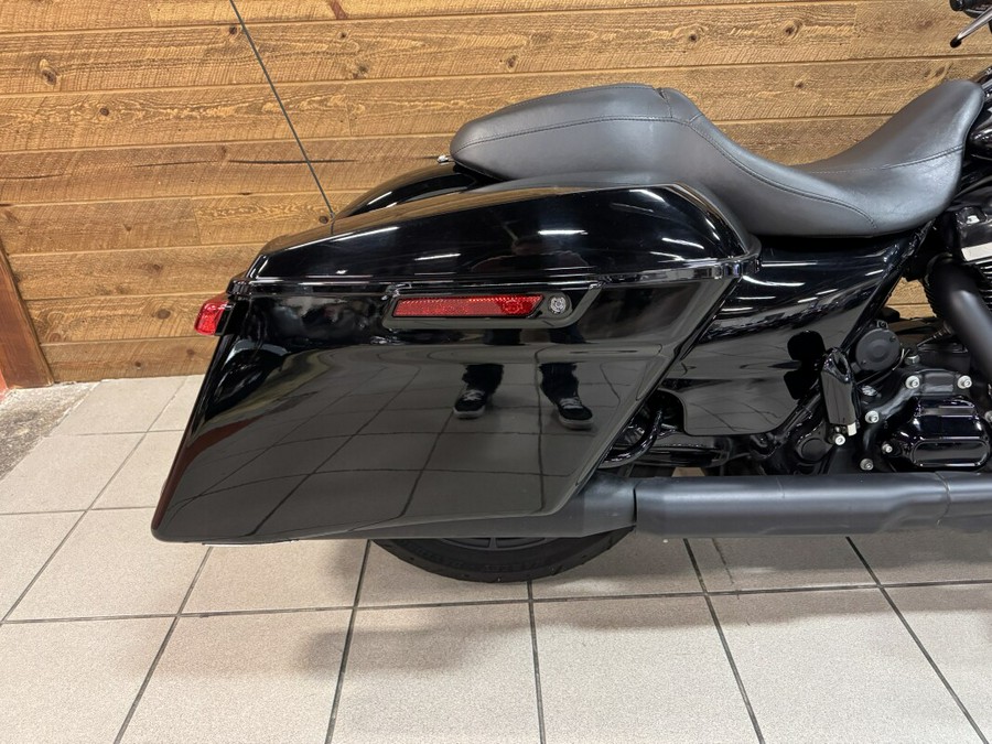 2019 Harley-Davidson® Street Glide® Special Vivid Black FLHXS