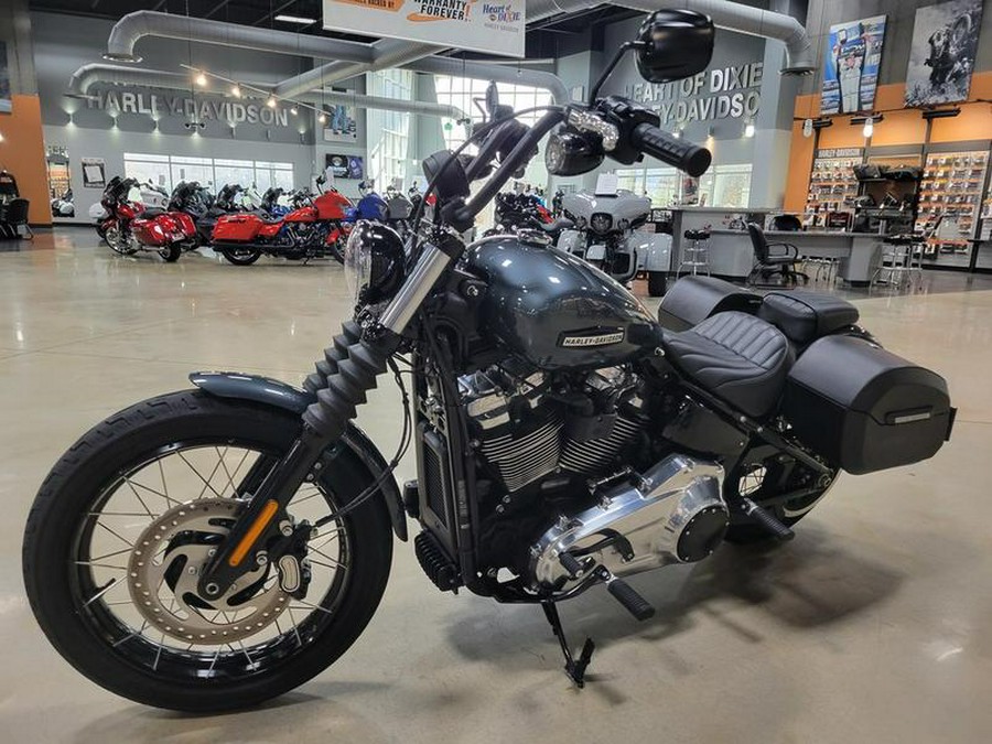 2025 Harley-Davidson® FXBB - Street Bob®