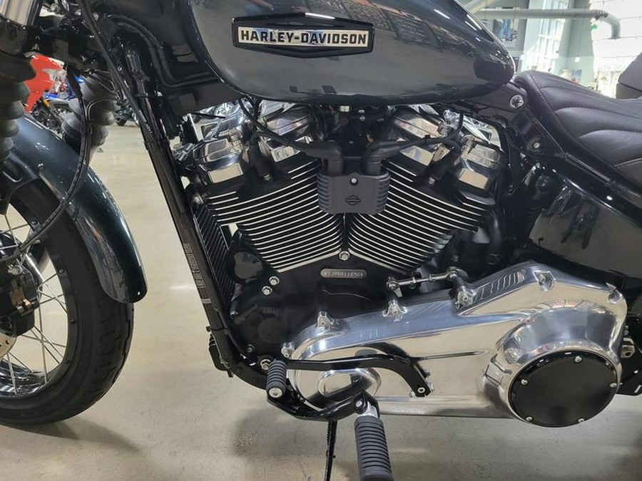 2025 Harley-Davidson® FXBB - Street Bob®