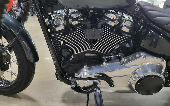 2025 Harley-Davidson® FXBB - Street Bob®