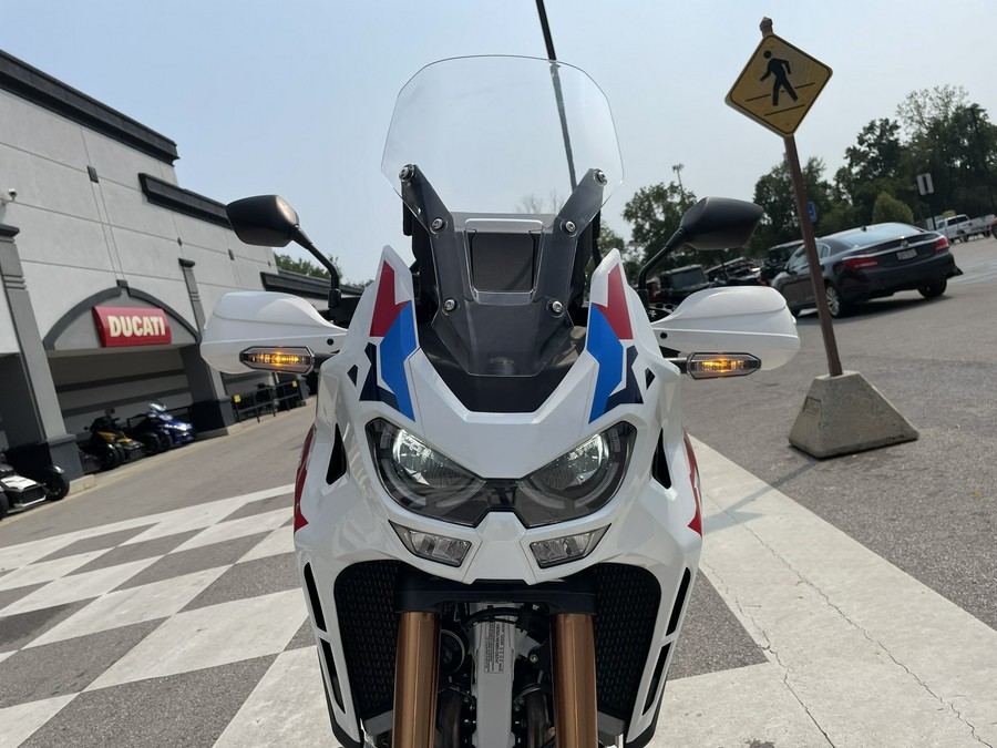 2025 Honda Africa Twin Adventure Sports ES