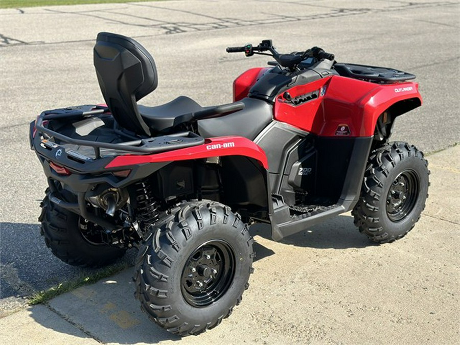 2023 Can-Am Outlander MAX DPS 700