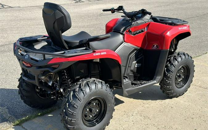 2023 Can-Am Outlander MAX DPS 700