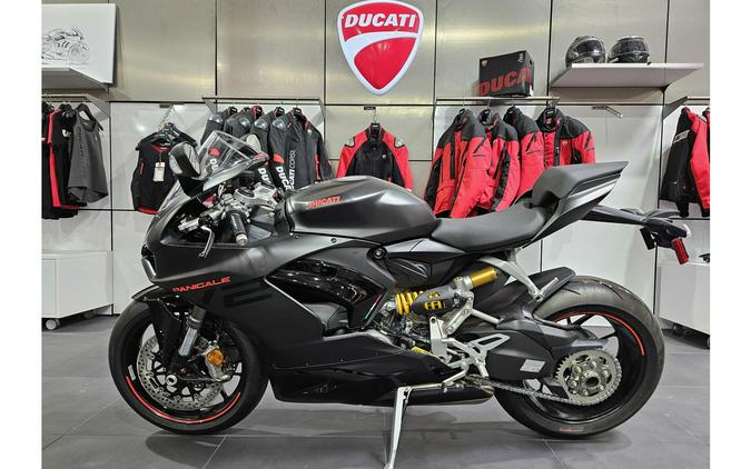 2024 Ducati V2 BLACK