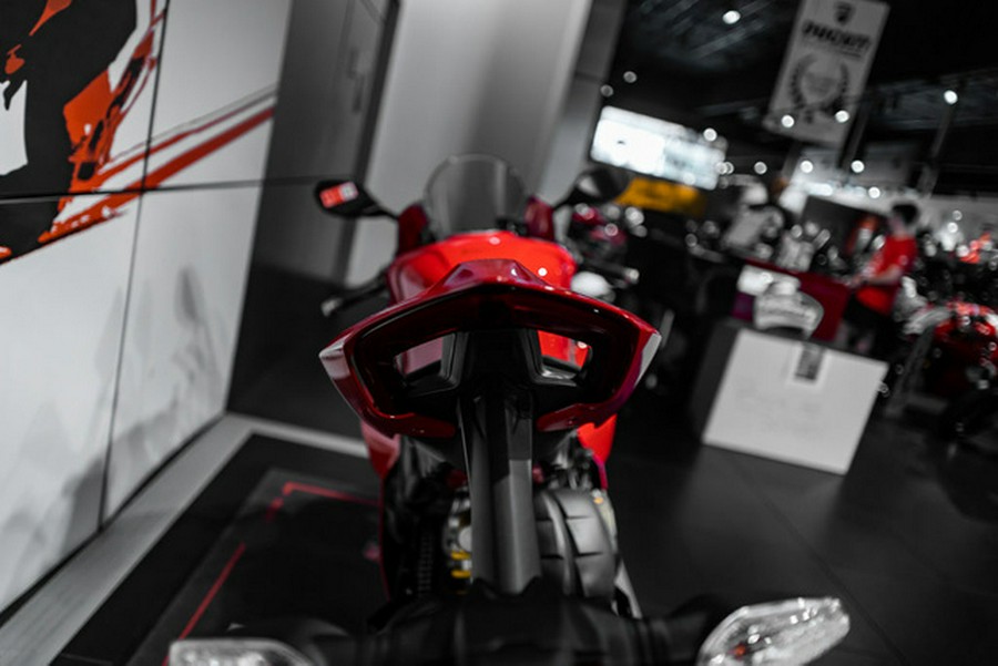 2024 Ducati Panigale V4 Red