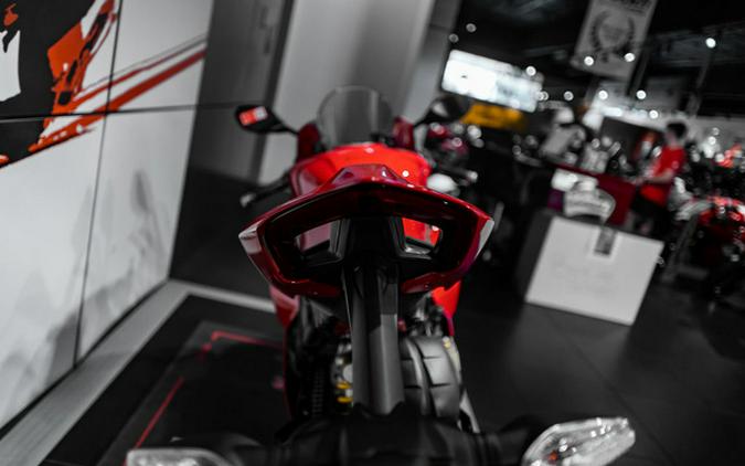 2024 Ducati Panigale V4 Red