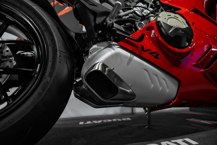 2024 Ducati Panigale V4 Red