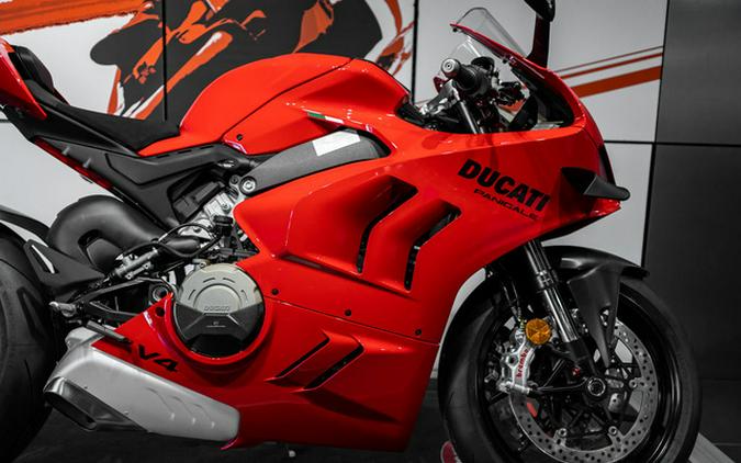 2024 Ducati Panigale V4 Red