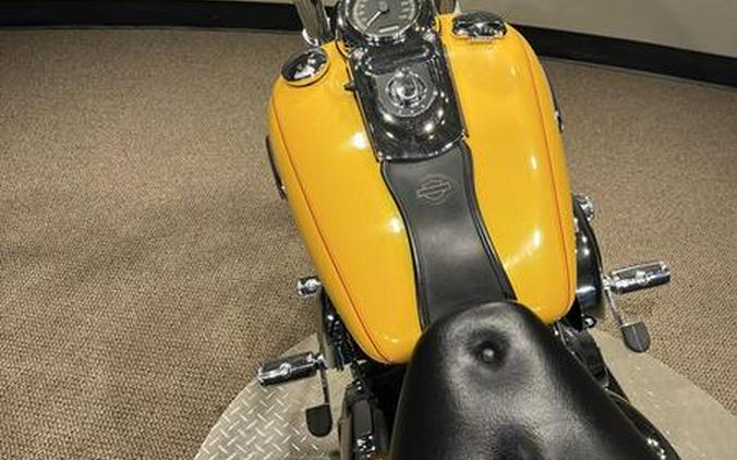 2006 Harley-Davidson® FXDWGI - Dyna® Wide Glide®