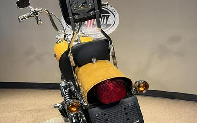 2006 Harley-Davidson® FXDWGI - Dyna® Wide Glide®