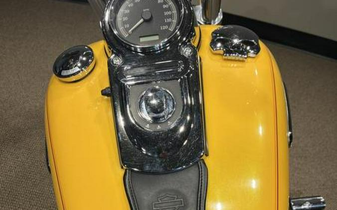 2006 Harley-Davidson® FXDWGI - Dyna® Wide Glide®