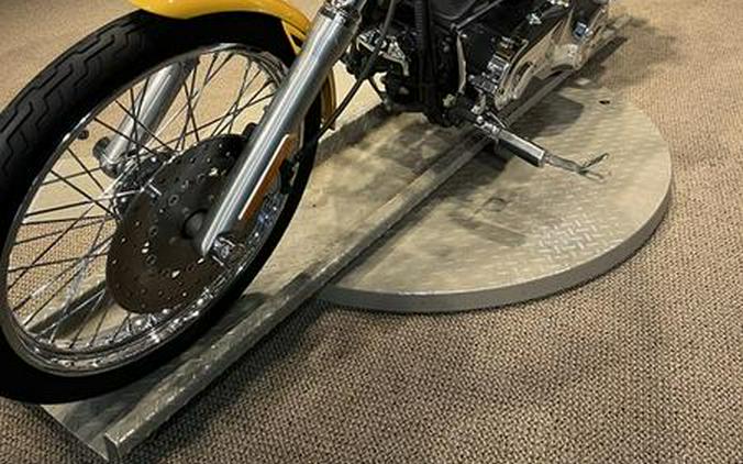 2006 Harley-Davidson® FXDWGI - Dyna® Wide Glide®