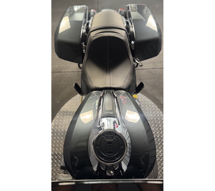 2025 Harley-Davidson Street Glide® FLHX IRON HORSE MTLC