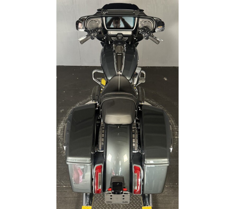 2025 Harley-Davidson Street Glide® FLHX IRON HORSE MTLC