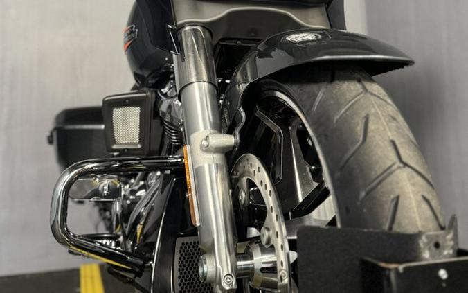 2025 Harley-Davidson Street Glide® FLHX IRON HORSE MTLC