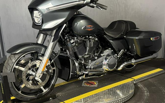 2025 Harley-Davidson Street Glide® FLHX IRON HORSE MTLC