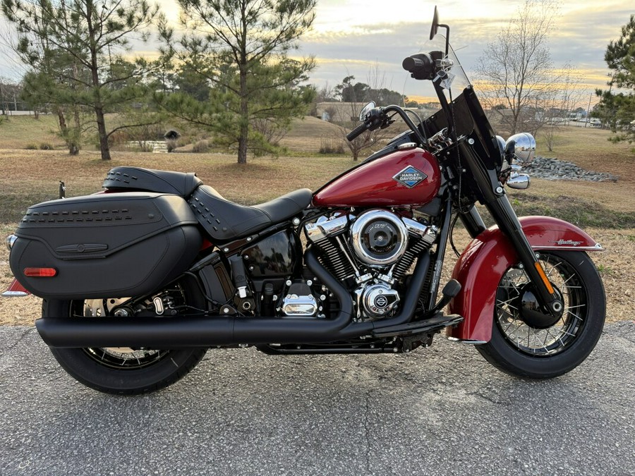 2026 Harley-Davidson® FLHC Heritage Classic®