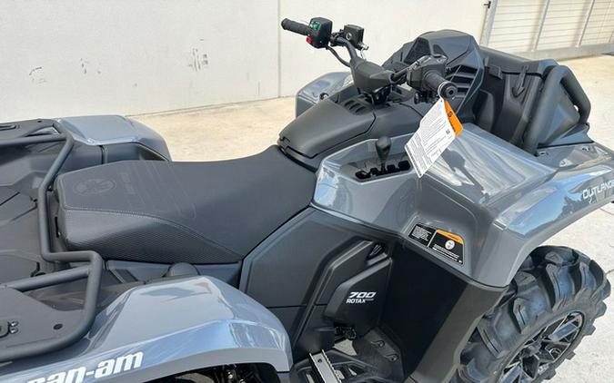 2026 Can-Am Outlander X Mr 700