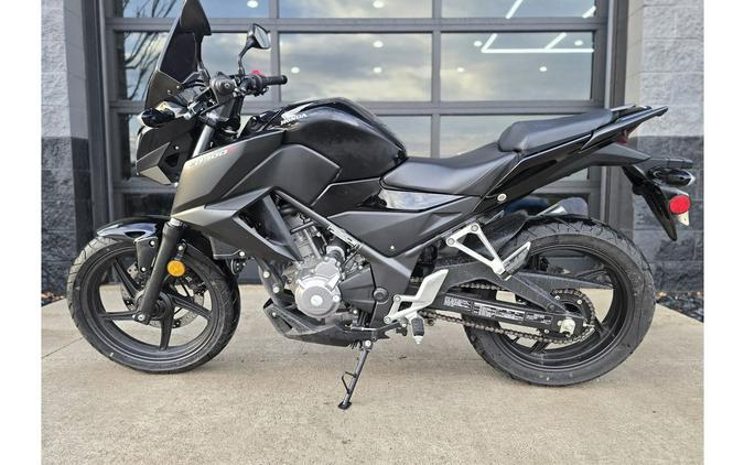 2016 CB® 300F - Honda