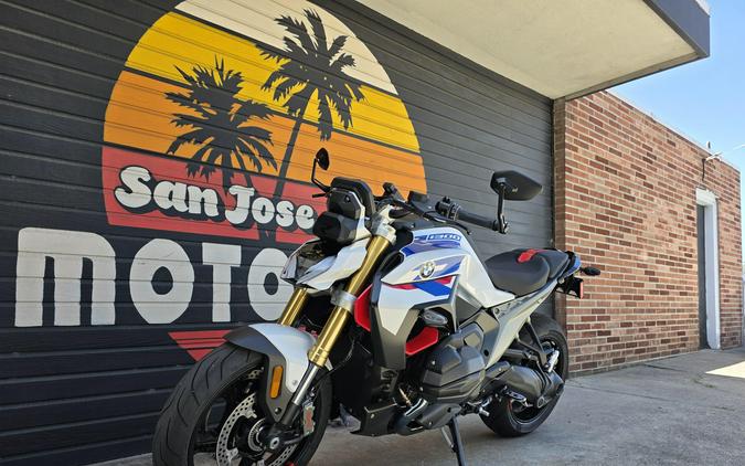 2026 BMW R 1300 R