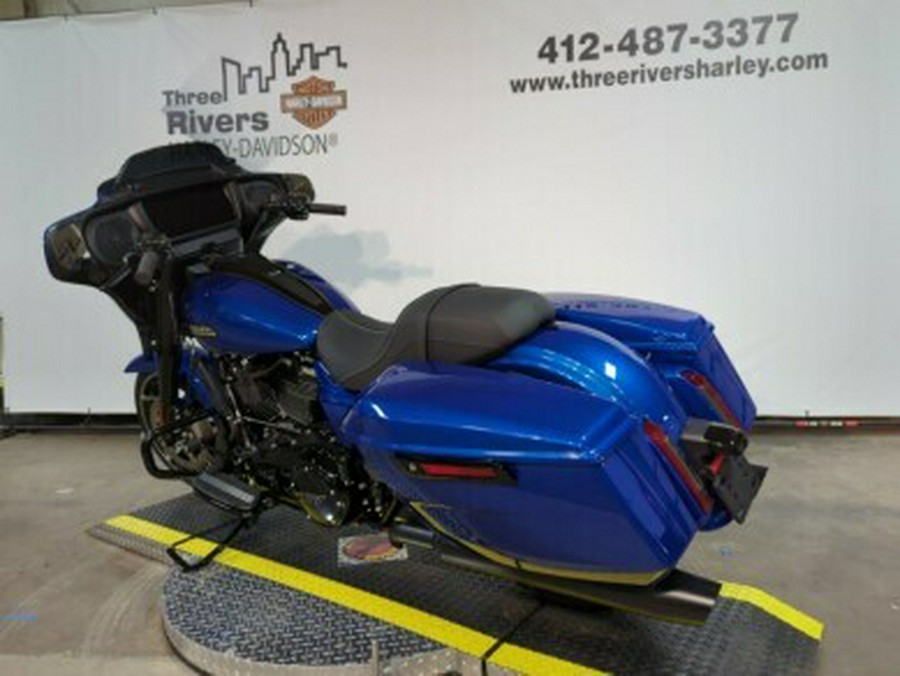 2024 Harley-Davidson® Street Glide® Blue Burst – Black Finish