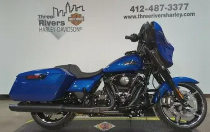 2024 Harley-Davidson® Street Glide® Blue Burst – Black Finish