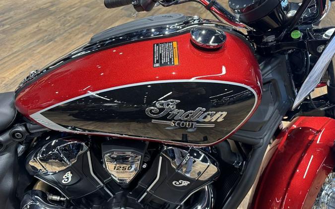 2025 Indian Scout Classic Limited +Tech Sunset Red Metallic