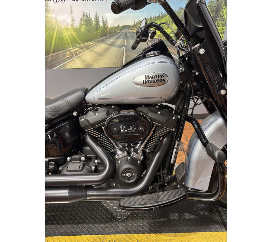 2024 Harley-Davidson® Heritage Classic 114 ATLAS SLV MTLIC BO