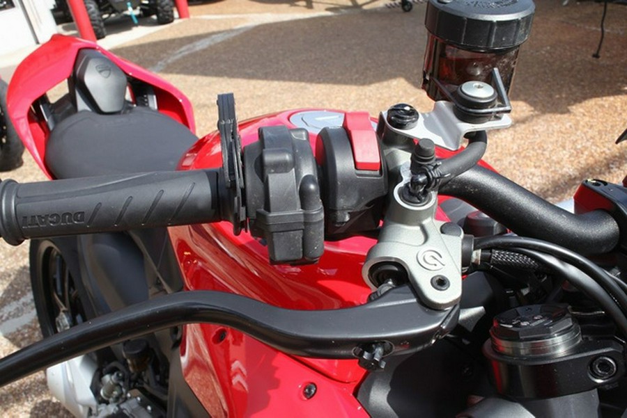 2023 Ducati Streetfighter V2 Ducati Red