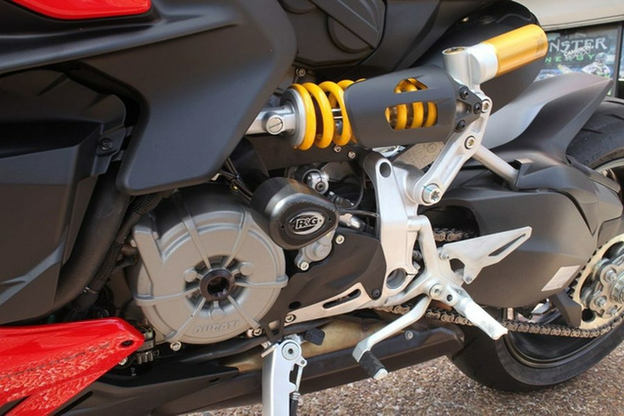 2023 Ducati Streetfighter V2 Ducati Red