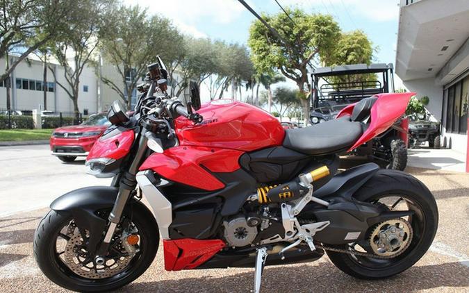2023 Ducati Streetfighter V2 Ducati Red