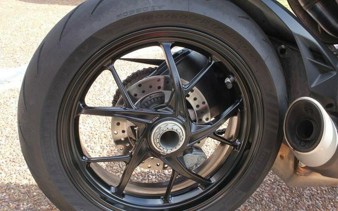 2023 Ducati Streetfighter V2 Ducati Red