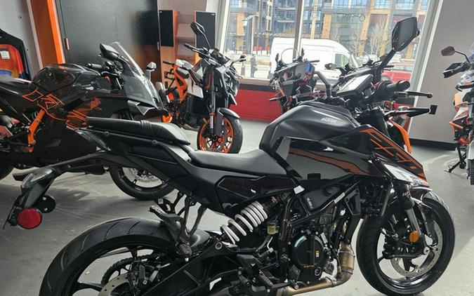 2026 KTM Duke 250