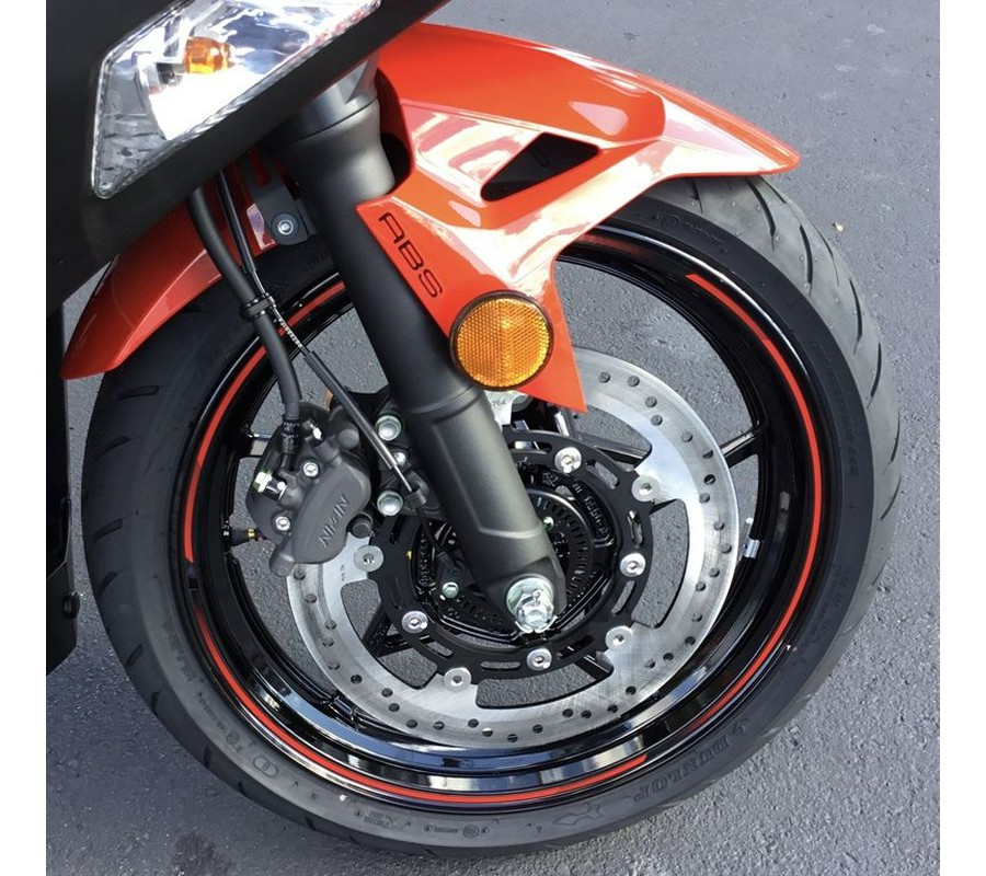 2025 Kawasaki Ninja® 500 SE ABS