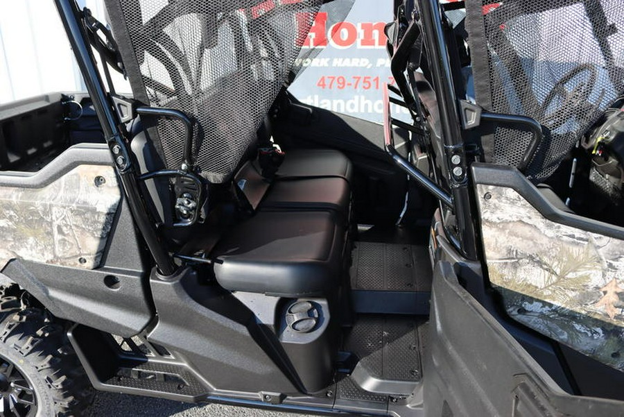 2025 Honda® Pioneer 1000-6 Deluxe Crew TrueTimber Atera Camo