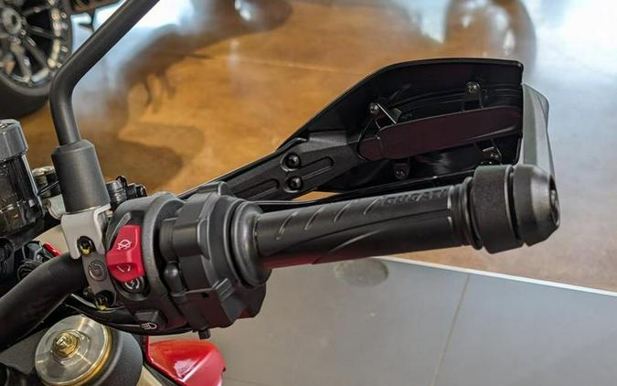 2026 Ducati Hypermotard V2 Demo