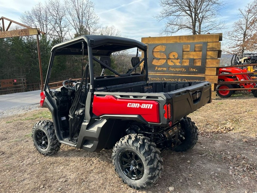 2024 Can-Am® Defender XT HD10