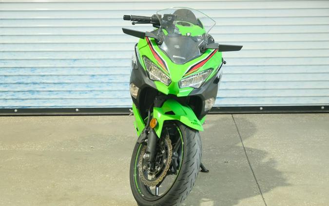 2023 Kawasaki Ninja 400 Metallic Magnetic Dark GrayTwilight Bl