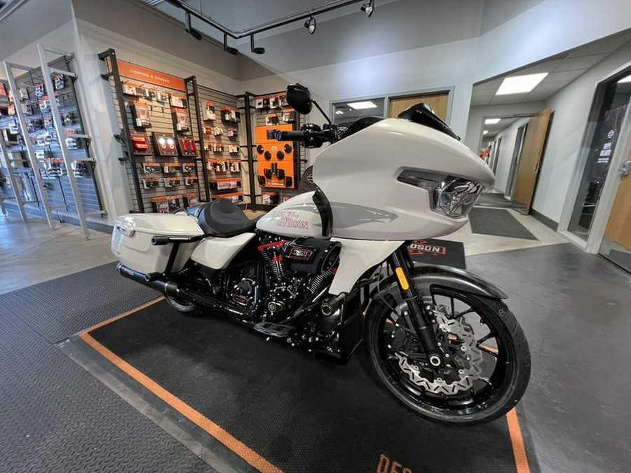 2024 Harley-Davidson® FLTRXSTSE - CVO™ Road Glide® ST