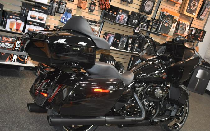FLTRX 2025 Road Glide®